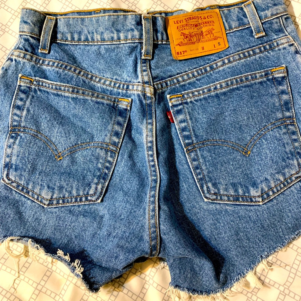 Levi’s cuttoffs